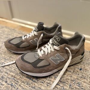 New Balance Made In USA 990v2